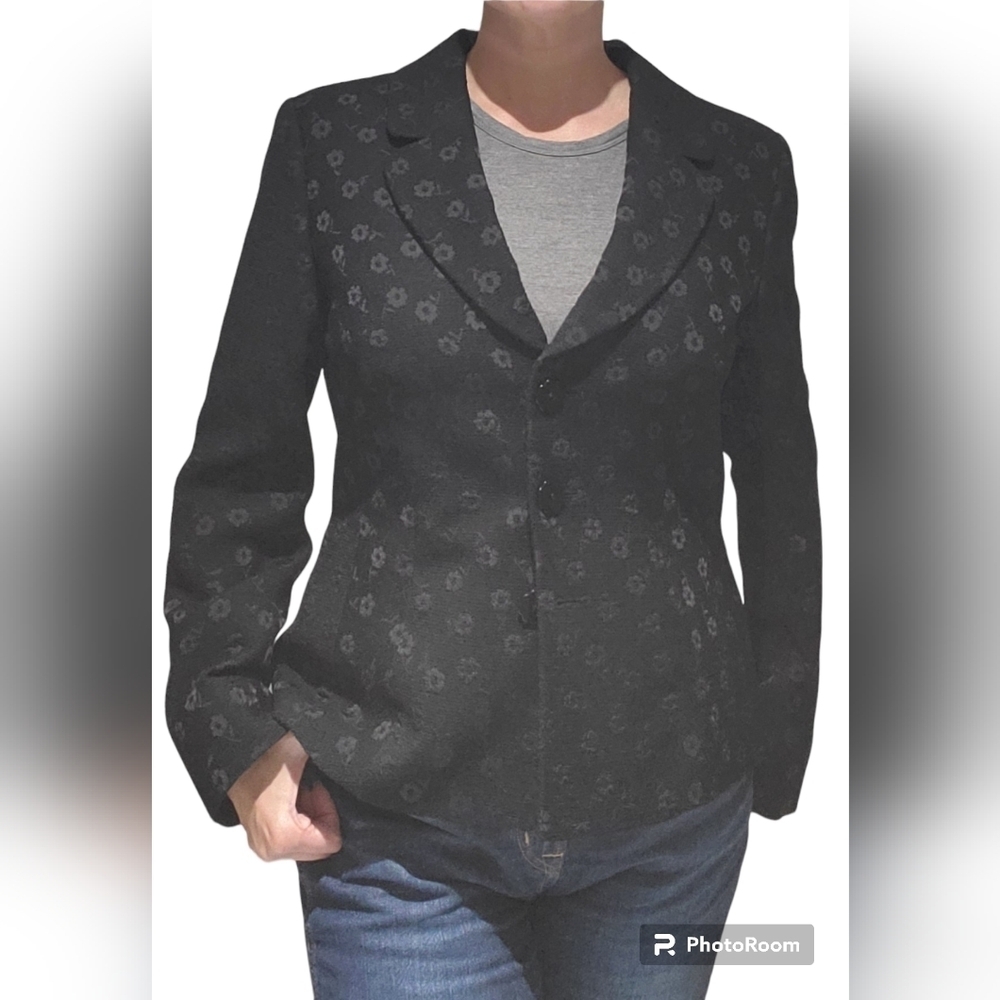 Precis Petite Black Floral Jacquard Blazer W flower buttons size 8P (38) p2p 18"